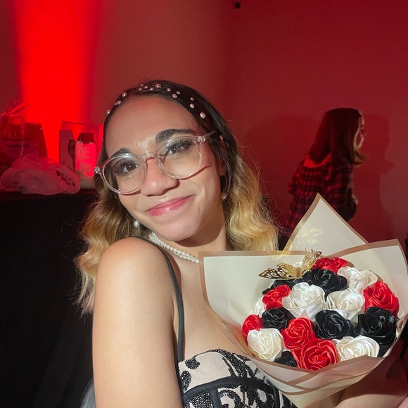 vivyana_a